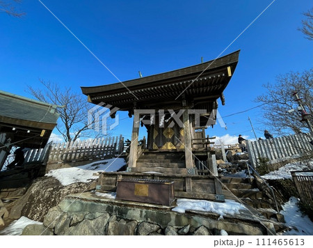 筑波山_残雪の女体山_筑波山女体山御本殿 111465613
