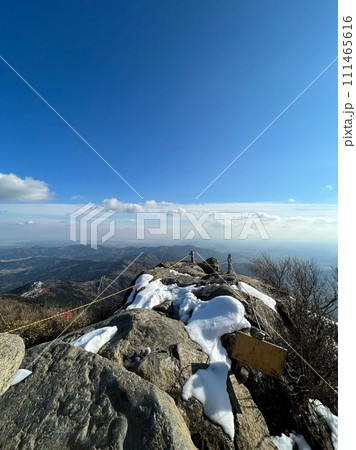 筑波山_残雪の女体山_山頂より眺める関東平野_眼下に広がる霞ヶ浦方面 111465616