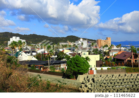 【兵庫県】晴天の淡路島温泉街 【兵庫県】晴天の淡路島温泉街 111465622