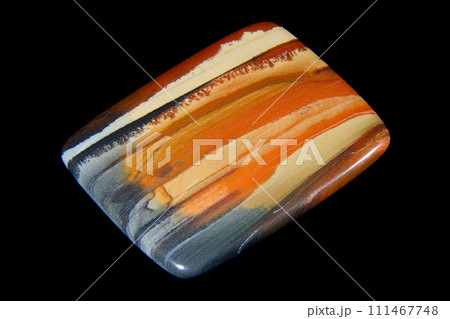 ピクチャー・ジャスパー 風景を宿す石 111467748