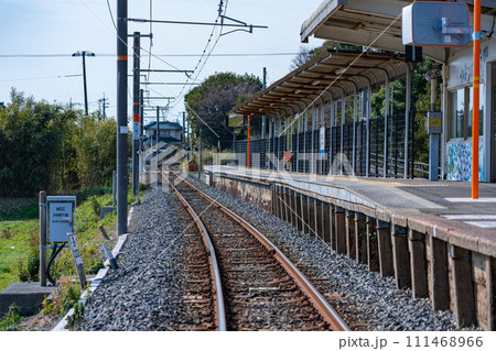 山口県　草江駅　宇部市　宇部線　山陽地方　自然　観光　旅行　午前　昼　鉄道　電車　駅　ホーム 111468966