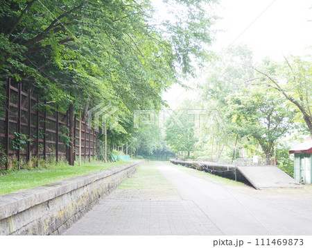 廃線した神居古潭駅のホーム 廃線した神居古潭駅のホーム 111469873