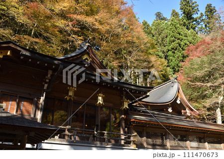 貴船神社本宮 拝殿と本殿 貴船神社本宮 拝殿と本殿 111470673