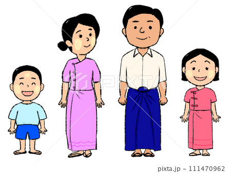 ミャンマーの4人家族 111470962