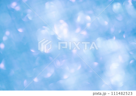 青の華やかなイメージ　背景素材 111482523