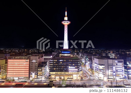 京都府、京都タワーの夜景 京都府、京都タワーの夜景 111486132