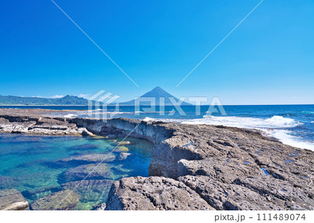 【番所鼻自然公園より開聞岳】 鹿児島県南九州市頴娃町別府 111489074