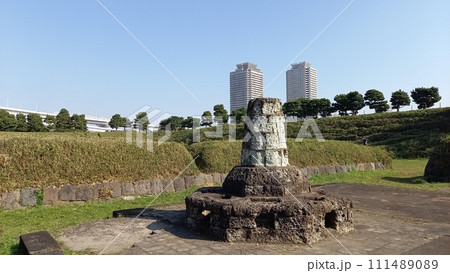 続日本100名城　品川台場　第三台場の内側かまど跡 111489089