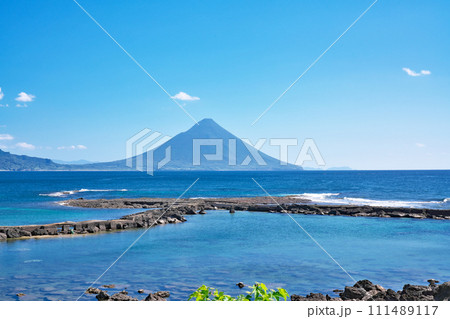 【番所鼻自然公園より開聞岳】 鹿児島県南九州市頴娃町別府 111489117