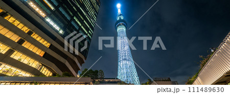 「東京都」東京ソラマチから見る東京スカイツリー　夜景 111489630
