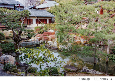 京都市北区にある等持院の庭園、芙蓉池 111490313