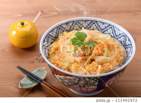 ふわっとろの たまご丼 ( 卵丼 ) ふわっとろの たまご丼 ( 卵丼 ) 111491972
