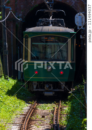 人気の鉄道路線　江ノ島電鉄（江ノ電） 111494037