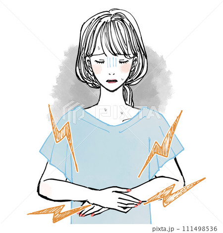 お腹が痛い若い女性 111498536