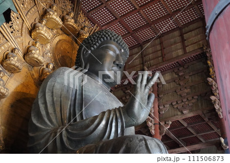 修学旅行で行った奈良の大仏様に58年ぶりに、お会いしてきました。青春時代を思い出しました。　合掌 111506873