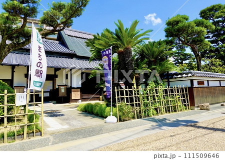 吹田歴史文化まちづくりセンター(浜屋敷)の入口の風景 大阪府吹田市 吹田歴史文化まちづくりセンター(浜屋敷)の入口の風景 大阪府吹田市 111509646