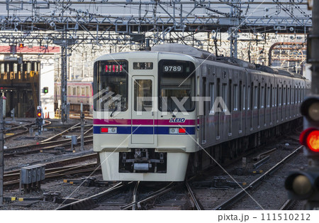 京王線 新宿行き 通勤 車体 車両基地 高幡不動駅ホーム 高幡不動検車区 高幡不動 各駅停車 京王線 新宿行き 通勤 車体 車両基地 高幡不動駅ホーム 高幡不動検車区 高幡不動 各駅停車 111510212