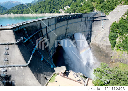富山県中新川郡立山町_黒部ダム7_2023_8月 111510808