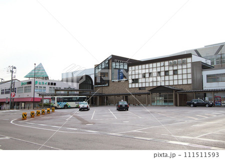 北陸新幹線 糸魚川駅(日本海口:駅舎) 北陸新幹線 糸魚川駅(日本海口:駅舎) 111511593