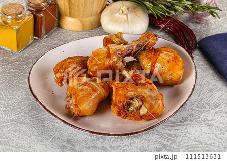 Raw marinated chicken drumstick for cooking Raw marinated chicken drumstick for cooking 111513631