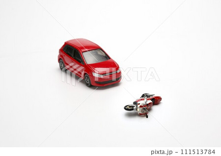 自動車事故 保険 イメージ 自動車事故 保険 イメージ 111513784