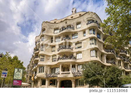 スペイン・バルセロナ 「カサ・ミラ」 / Casa Milà, Barcelona, Spain スペイン・バルセロナ 「カサ・ミラ」 / Casa Milà, Barcelona, Spain 111518068