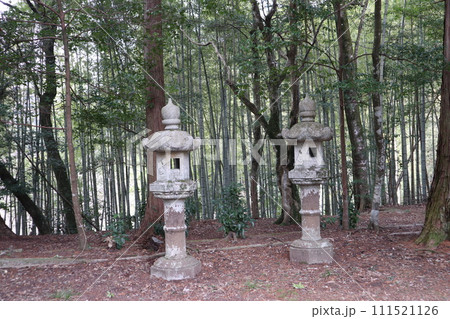 静謐な佇まいの山口毛利家墓所の初春 静謐な佇まいの山口毛利家墓所の初春 111521126