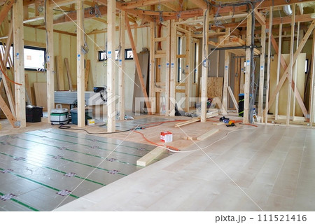 木造住宅の床暖房を設置したところ 111521416