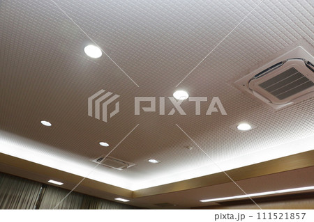 LED照明　集会所 111521857