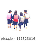 並んで歩く女子小学生 111523016
