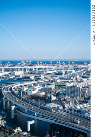 神奈川県横浜みなとみらいの都市風景 111523162