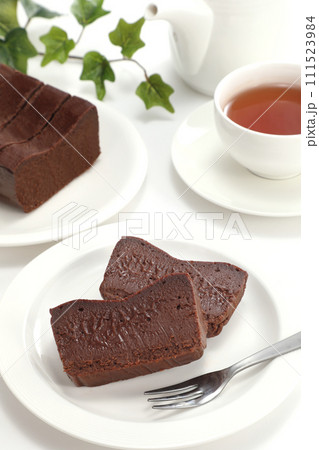 美味しそうなテリーヌショコラ 美味しそうなテリーヌショコラ 111523984