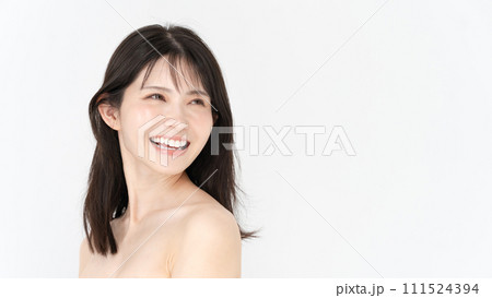若い女性の美容イメージ 若い女性の美容イメージ 111524394