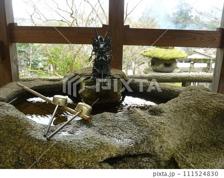 山口大神宮の手水舎 山口大神宮の手水舎 111524830