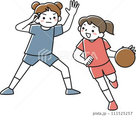 バスケットボールをする女の子たち 111525257