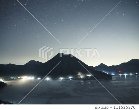 榛名湖と星々 榛名湖と星々 111525570