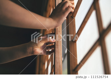 田舎での暮らし:ライフスタイルのイメージカットシリーズ 田舎での暮らし:ライフスタイルのイメージカットシリーズ 111526754