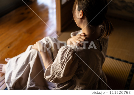 田舎での暮らし:ライフスタイルのイメージカットシリーズ 田舎での暮らし:ライフスタイルのイメージカットシリーズ 111526768