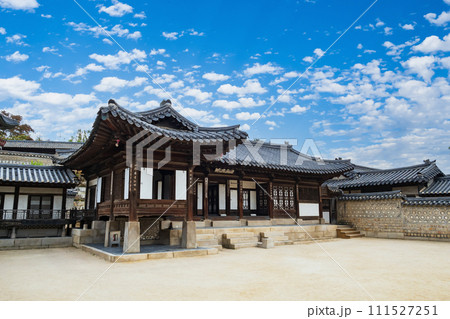 韓国の王宮「昌徳宮(チャンドックン)」 韓国の王宮「昌徳宮(チャンドックン)」 111527251