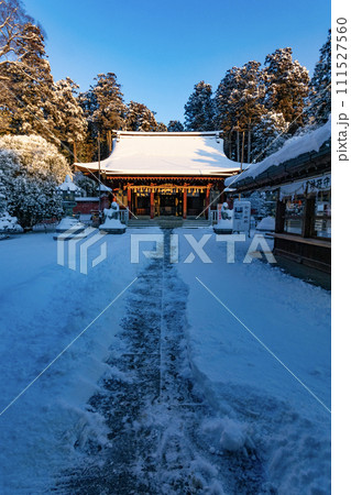 雪の積もった志和彦神社 雪の積もった志和彦神社 111527560