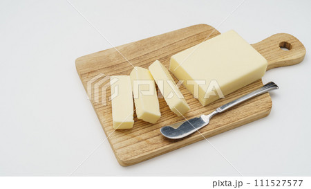 カットしたバター カットしたバター 111527577