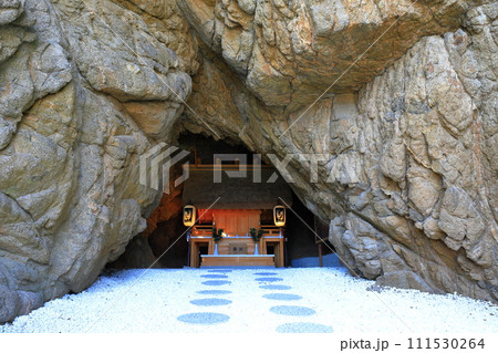 【兵庫県】淡路島の安乎岩戸信龍神社 【兵庫県】淡路島の安乎岩戸信龍神社 111530264