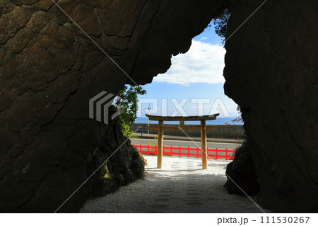 【兵庫県】淡路島の安乎岩戸信龍神社 【兵庫県】淡路島の安乎岩戸信龍神社 111530267