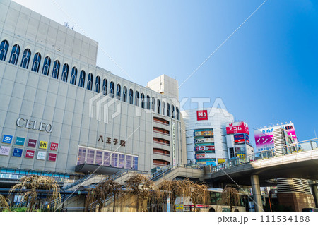 東京都　八王子駅北口ロータリー　マルベリーブリッジ 111534188