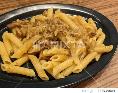 牛煮込みのショートパスタ 111539684