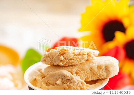 ちんすこうと黒糖アイス ちんすこうと黒糖アイス 111540039