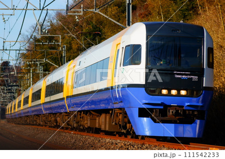 255系の最後の輝き: 特急しおさい1号の旅 111542233