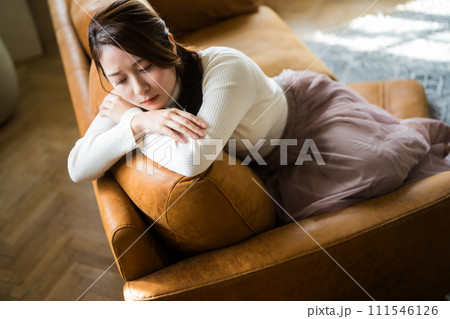 憂鬱な女性 憂鬱な女性 111546126