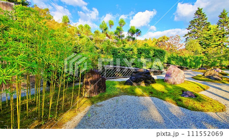 元離宮二条城 清流園 加茂七石庭の風景 元離宮二条城 清流園 加茂七石庭の風景 111552069