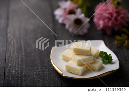 生チョコ ホワイトチョコレート 生チョコ ホワイトチョコレート 111559549